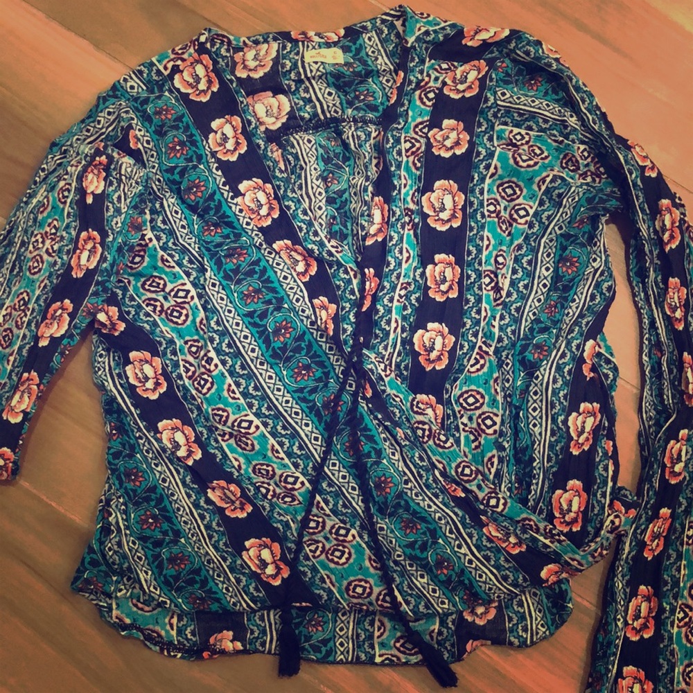 Hollister coverup long sleeve open front